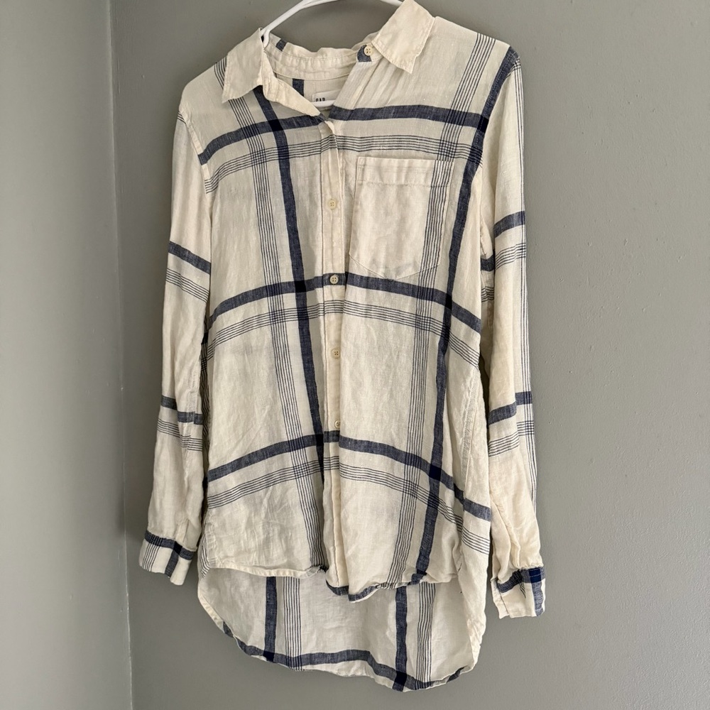 Gap Linen Boyfriend Button Down - image 3